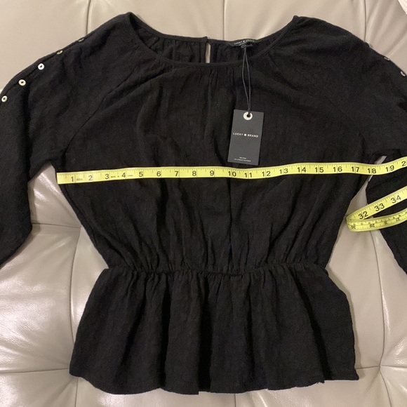 Lucky Brand Top S Black Jacquard Cold Shoulder Ruched 3/4 Sleeve Women’s NWT - Picture 4 of 11